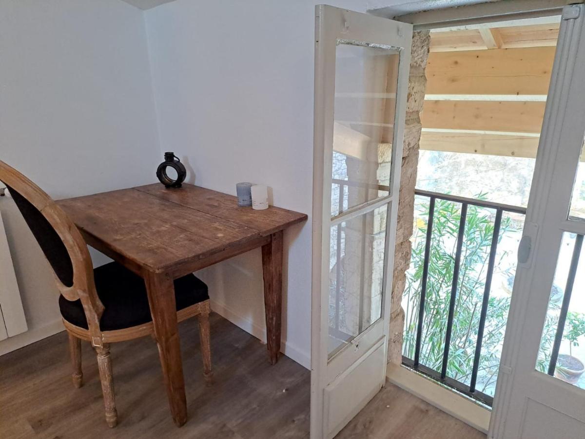 Hotel Restaurant Clos Des Sullys Montclus  Ngoại thất bức ảnh